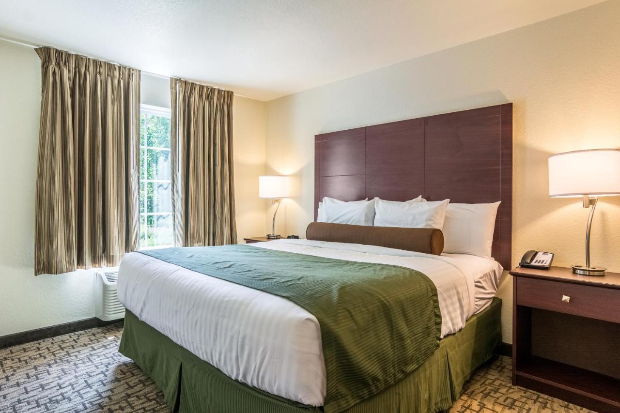 Cobblestone Hotel & Suites - Torrington Kültér fotó